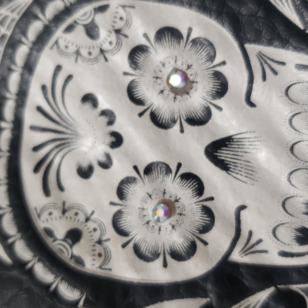 Loungefly Black and White Sugar Skull Day Of The Dead Vegan Leather Handbag - Picture 3 of 16